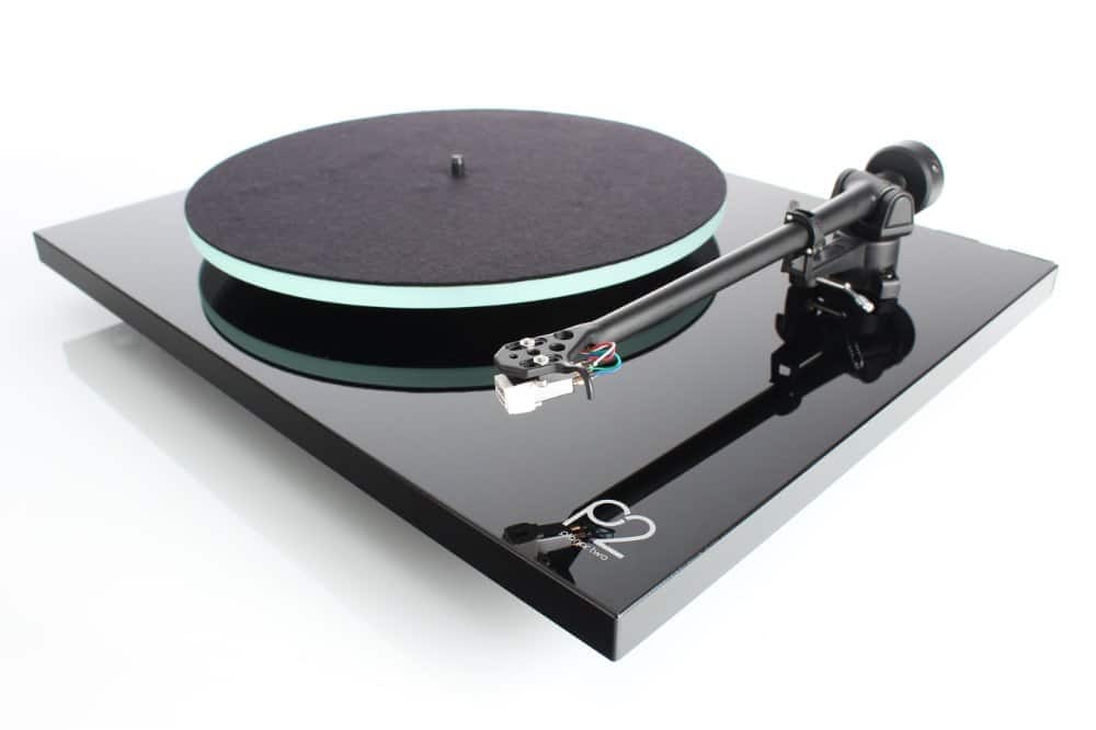 Rega Planar 2 Vinyl Turntable