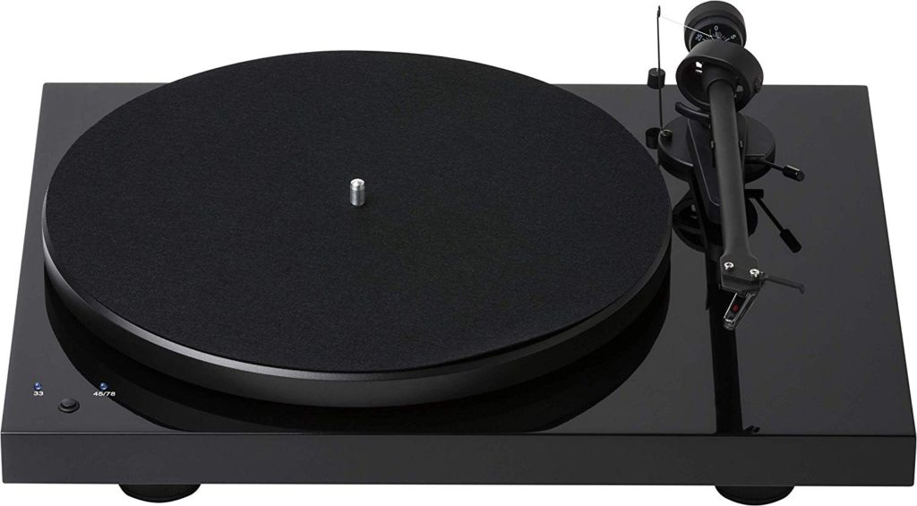 Pro-Ject Debut Carbon Turntable